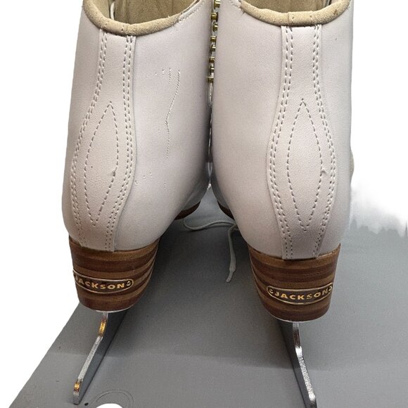 Jackson Freestyle Women’s Ice Skates (FS2190) with Aspire blades Size 6  C - Picture 3 of 16